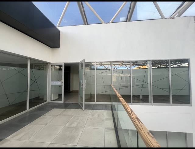 164M² OFFICE TO LET IN ROSEBANK